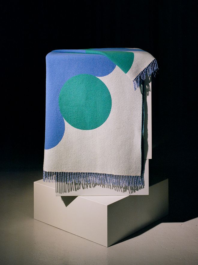Teenagers from Mars blanket in blue shades