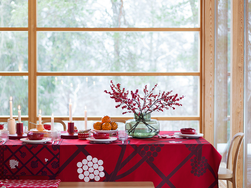 5 tips for setting a festive table
