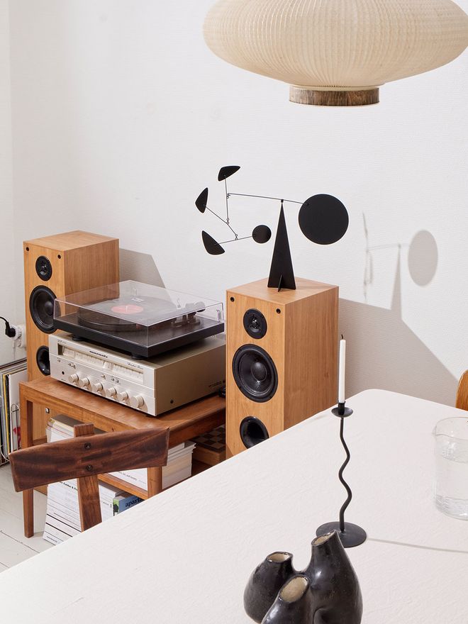 Alexander Calder inspired stabile