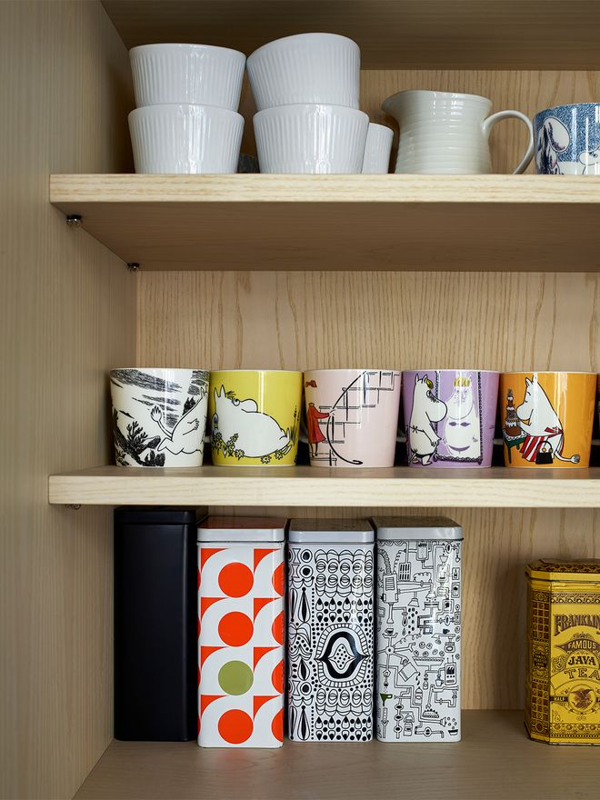 Arabia Moomin mug, Ninny, powder