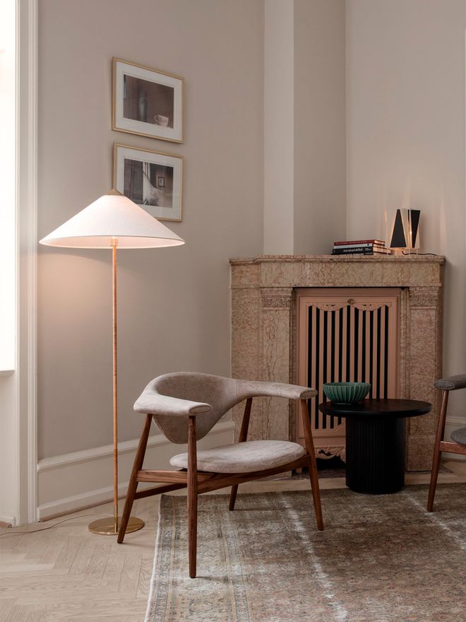 Gubi Tynell 9602 floor lamp
