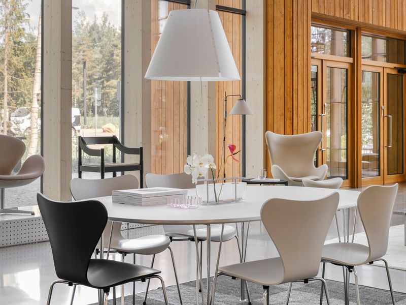 Kesäretkelle Turkuun? Ota suunnaksi Finnish Design Shopin showroom & myymälä, jossa taide ja design kohtaavat