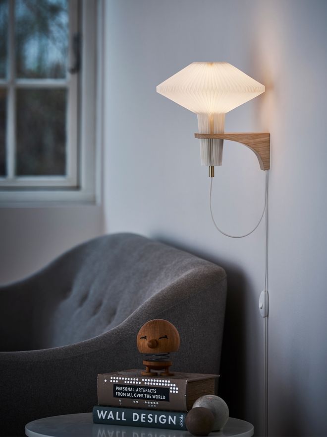 Le Klint Wall lamp 204, light oak