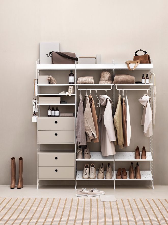 String System in beige
