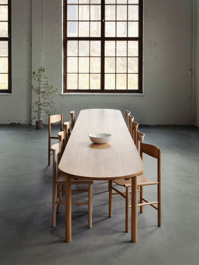 Nikari Akademia chair, oak