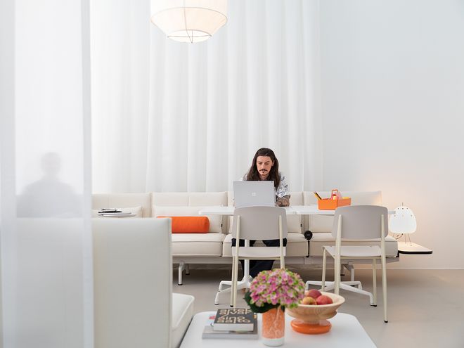 Vitra Club Office