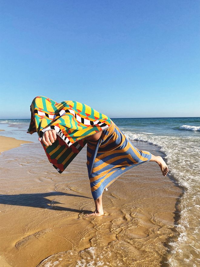 ZigZagZurich Waikiki XL towel, 100 x 180 cm, blue - orange