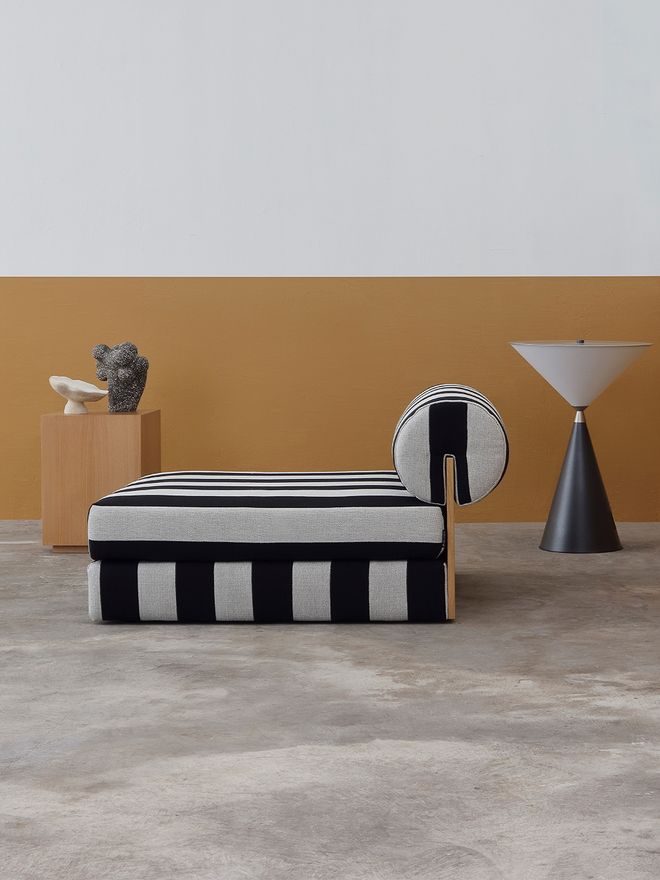 Interface Lollipop bed chair, black - white Reflex 0159
