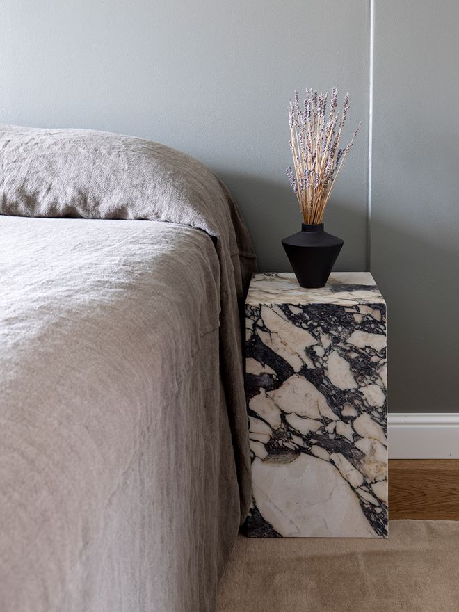 Audo Copenhagen Plinth table