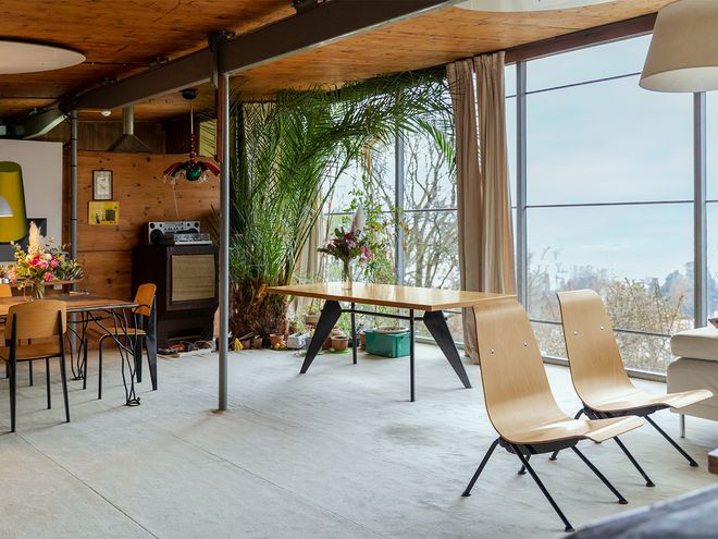 The living room of the Prouvé House