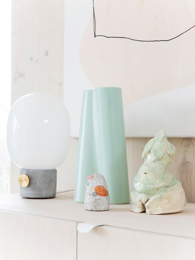 Menu JWDA table lamp, light concrete
