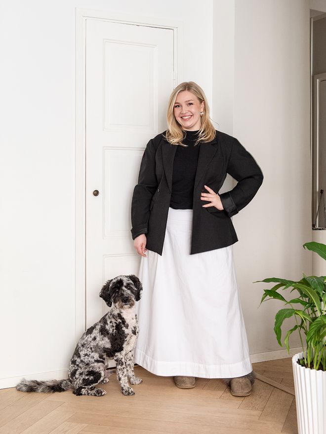 Julia Ruuskanen Rufus-koiransa kanssa