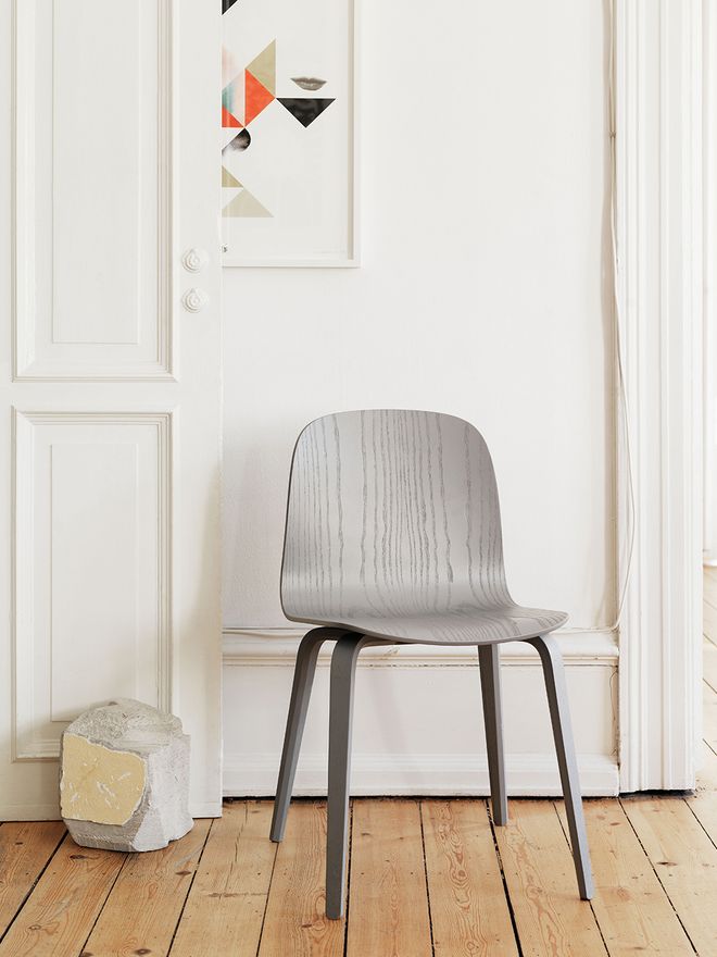 Muuto Visu chair, grey