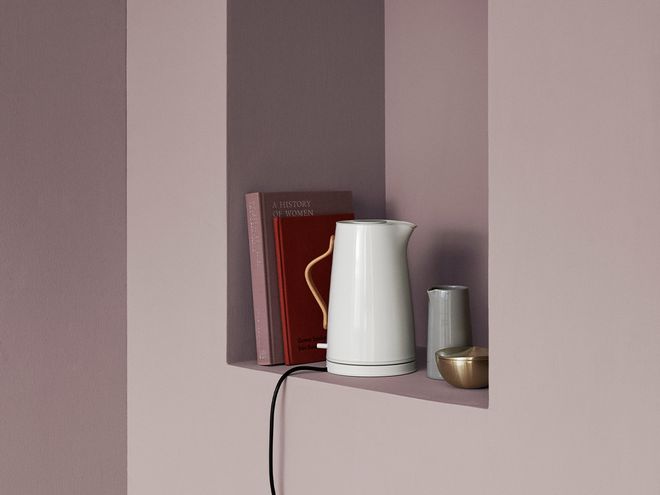 Stelton Emma electric kettle, white chalk