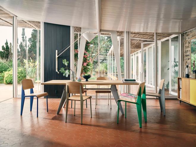 Vitra Jean Prouvé collection: Abat-Jour Conique, Potence wall lamp, Standard chair, EM Table.