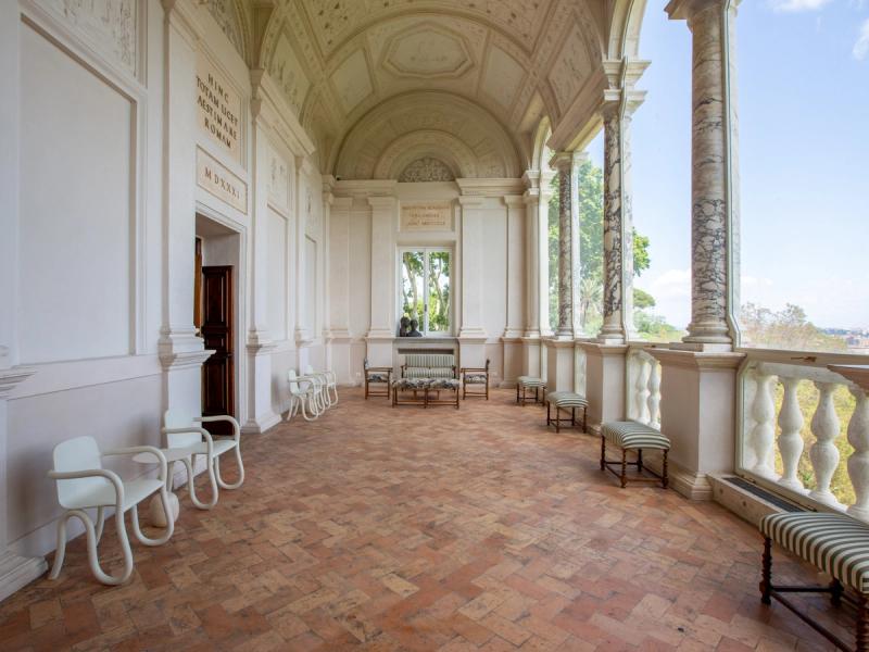Peruskorjattu Villa Lante: Suomi-designia 1500-luvun roomalaishuvilassa