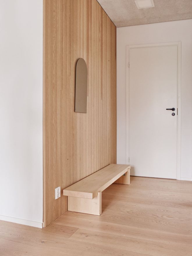 A wooden bench 