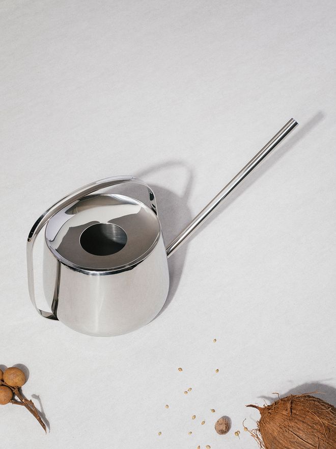 Menu Well watering can