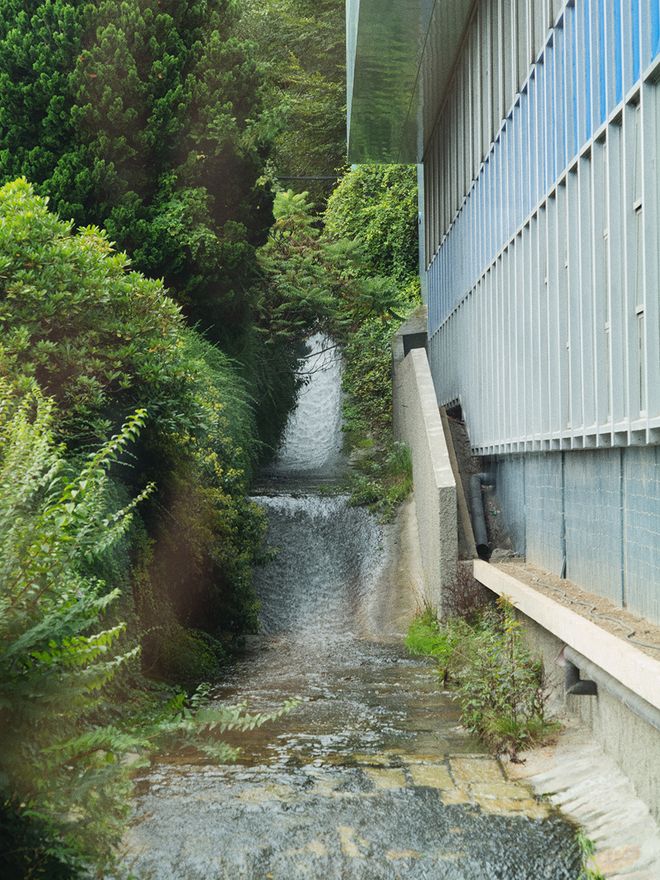 A water stream outside the Alessi office