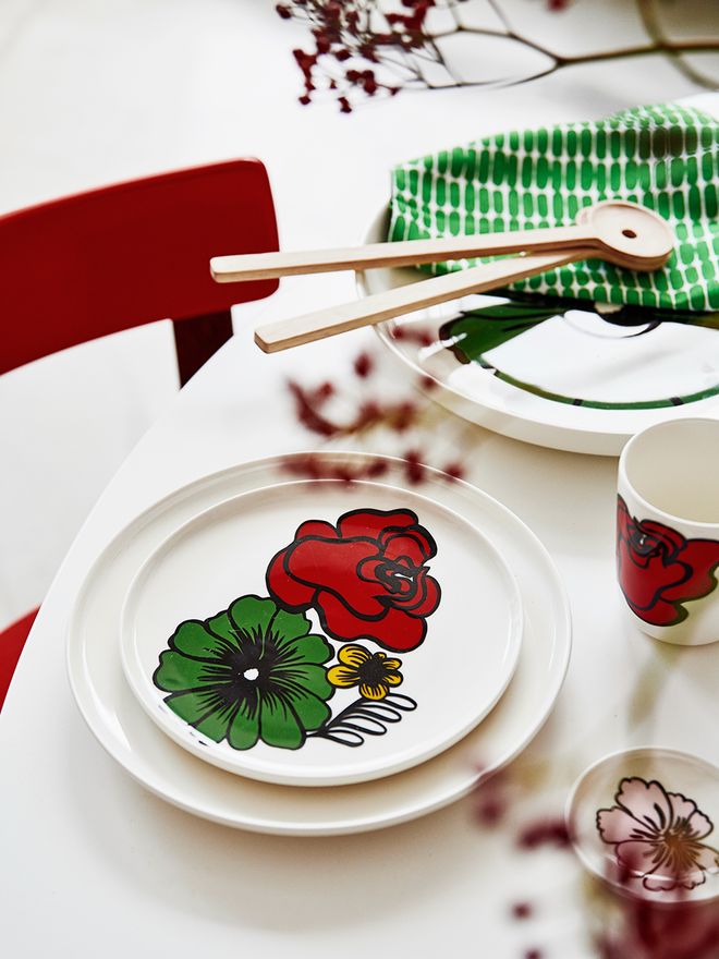 Marimekko Oiva Eläköön elämä plate