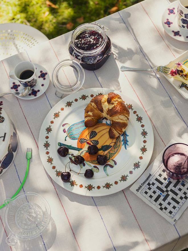 Iittala Taika Sato tableware