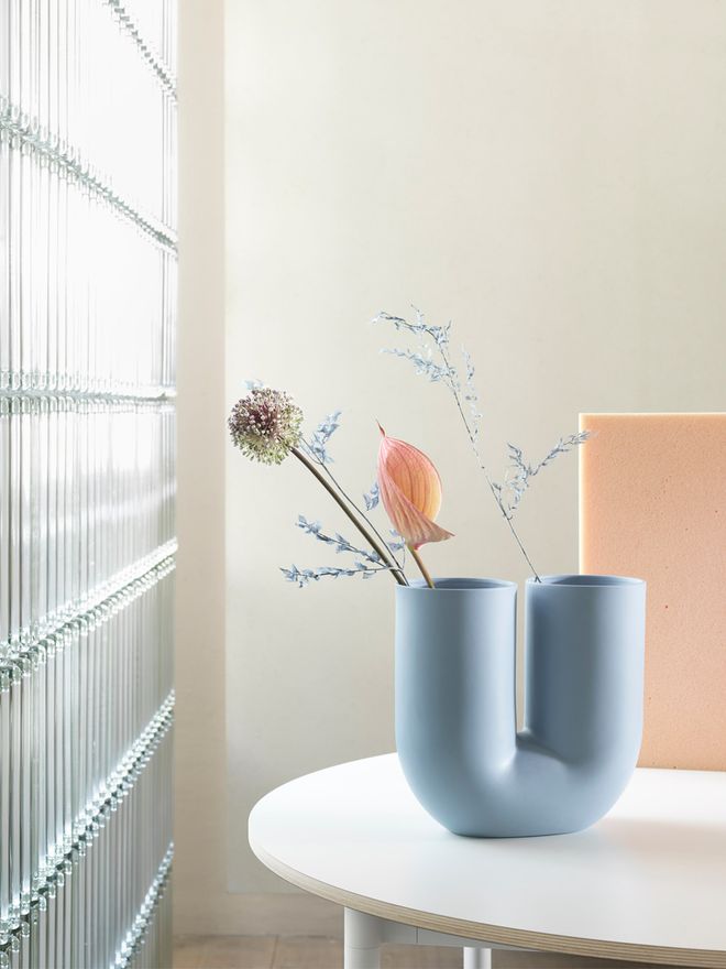 Muuto Kink vase