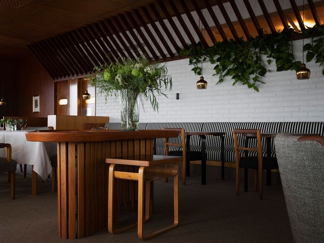 Restaurant Savoy designed by Aino and Alvar Aalto