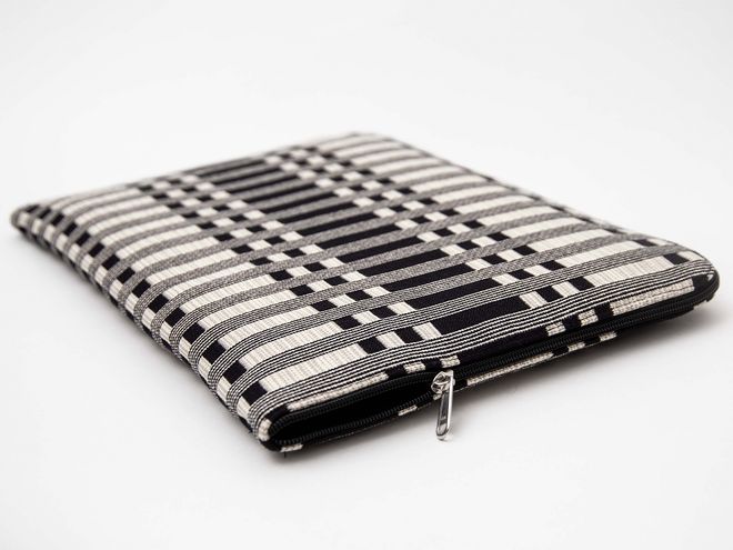 Johanna Gullichsen  Laptop sleeve 15'', Tithonus, black