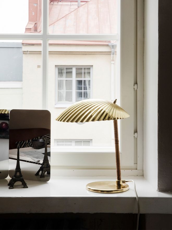 Gubi Tynell 5321 table lamp