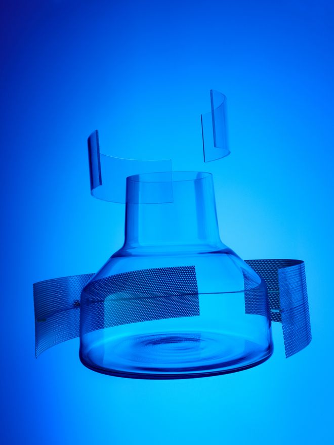 Iittala’s electric blue Solare vase photographed against a blue background