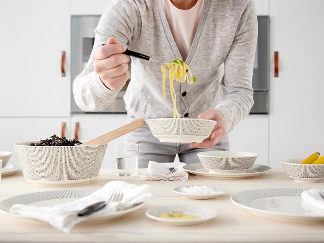 Arabia Mainio Sarastus tableware