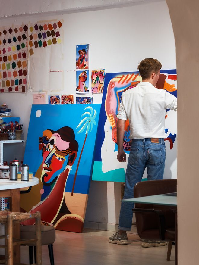 Albert Madaula painting