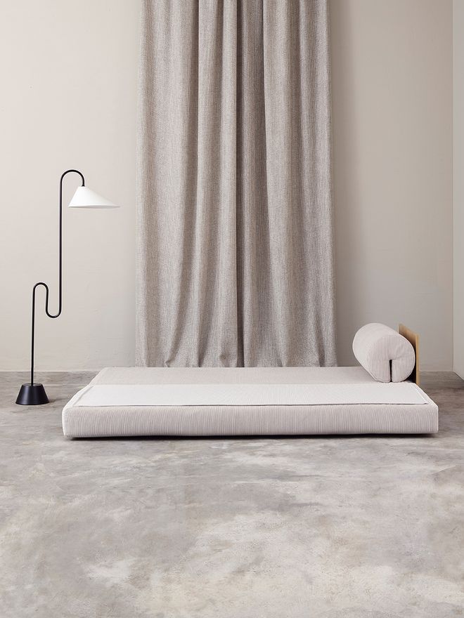 Interface Lollipop daybed, right