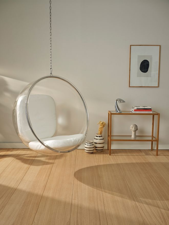 Eero Aarnio Originals  Bubble Chair, white