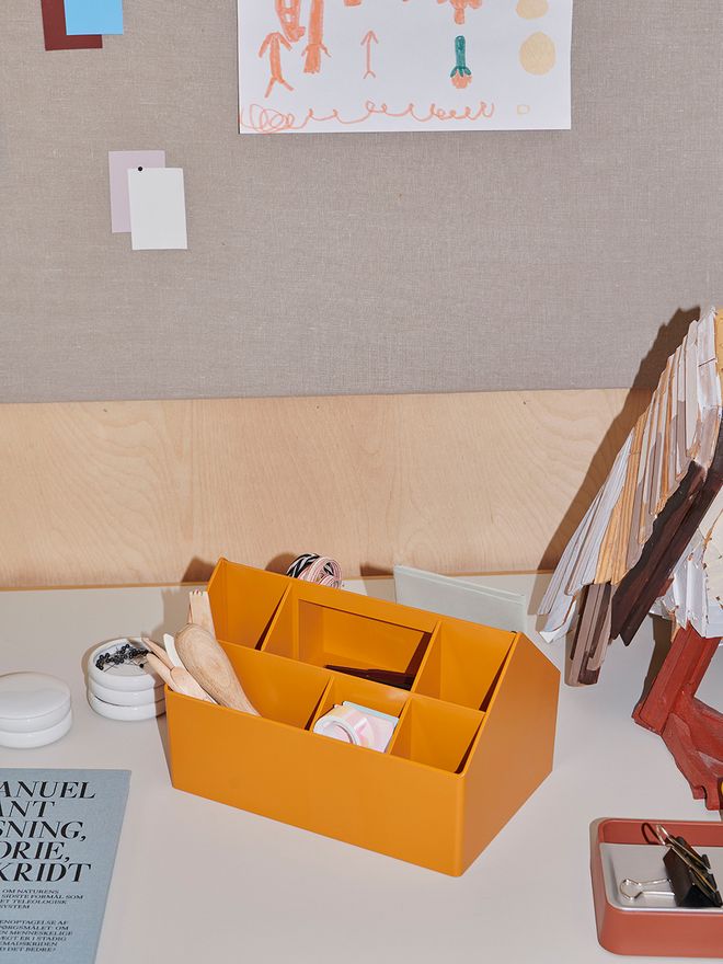 Muuto Sketch Toolbox, burnt orange
