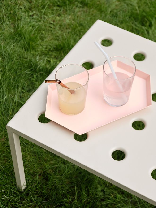 Get ready for summer adventures – check out our 8 tips for the perfect picnic!