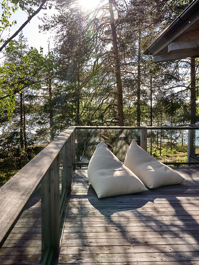 Woodnotes My bean bag chairs in their outdoor version on the cabin terrace.