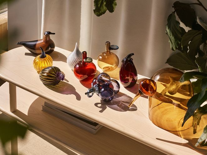 Fruits and vegetables by Oiva Toikka