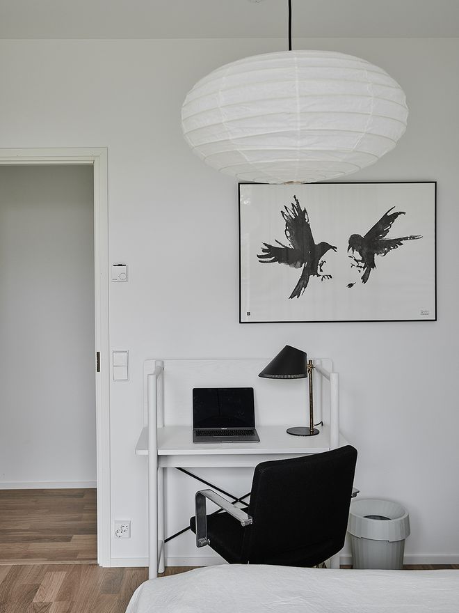 Fem desk by Made by Choice