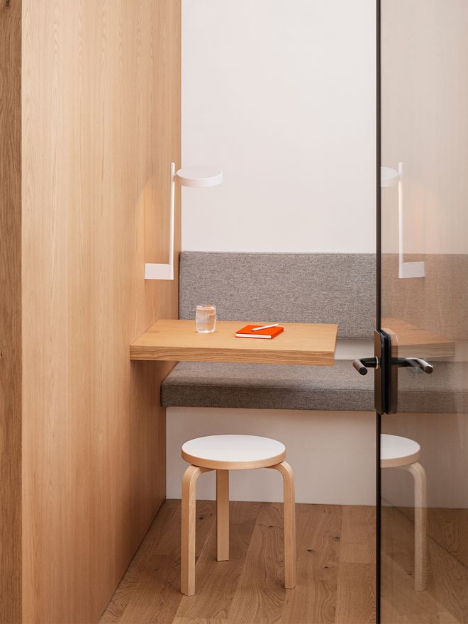 Artek Aalto stool 60, white laminate