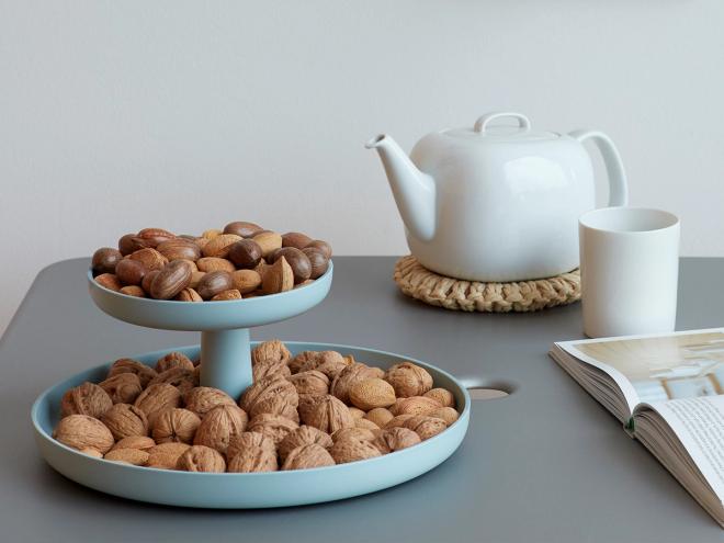 Vitra’s 2-tier Rotary tray