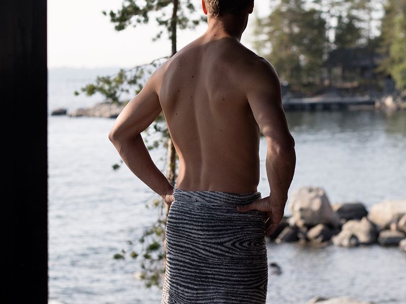 Midsummer magic in the Finnish sauna – 7 products you need for the perfect sauna moment