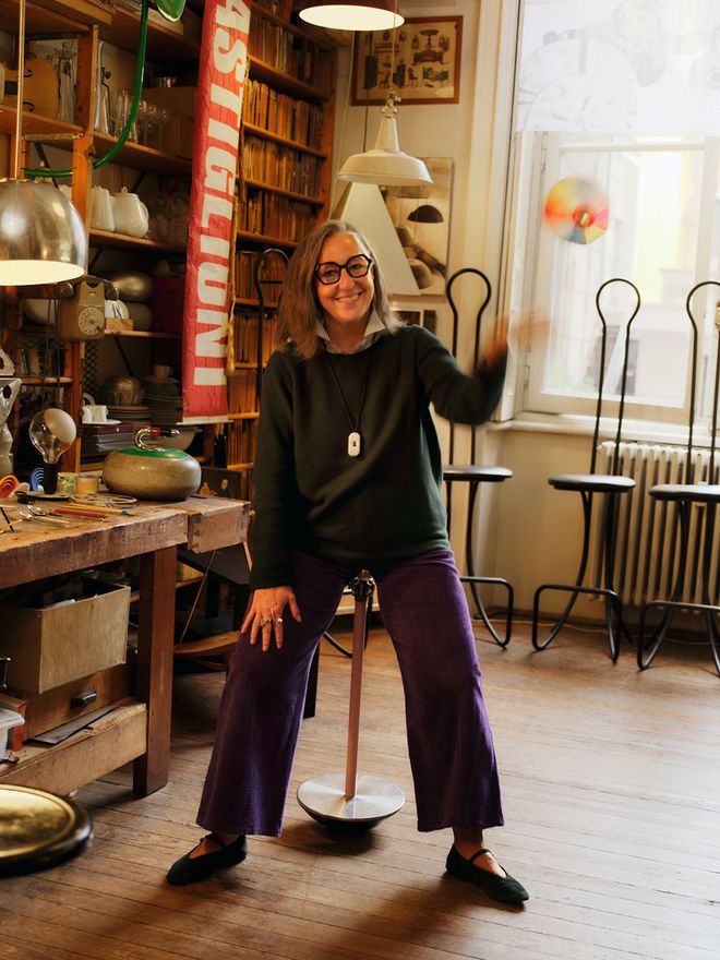 Giovanna Castiglioni sitting down and waving at camera