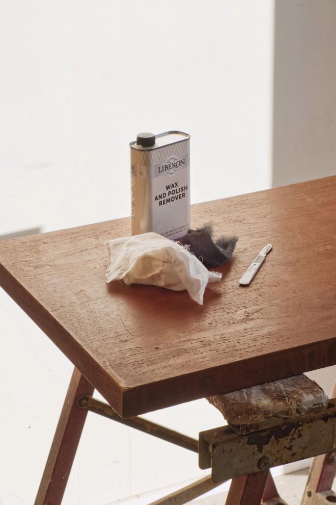 Products for cleaning a teak table