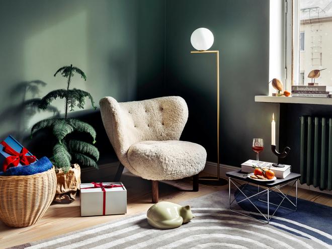 &Tradition Little Petra lounge chair