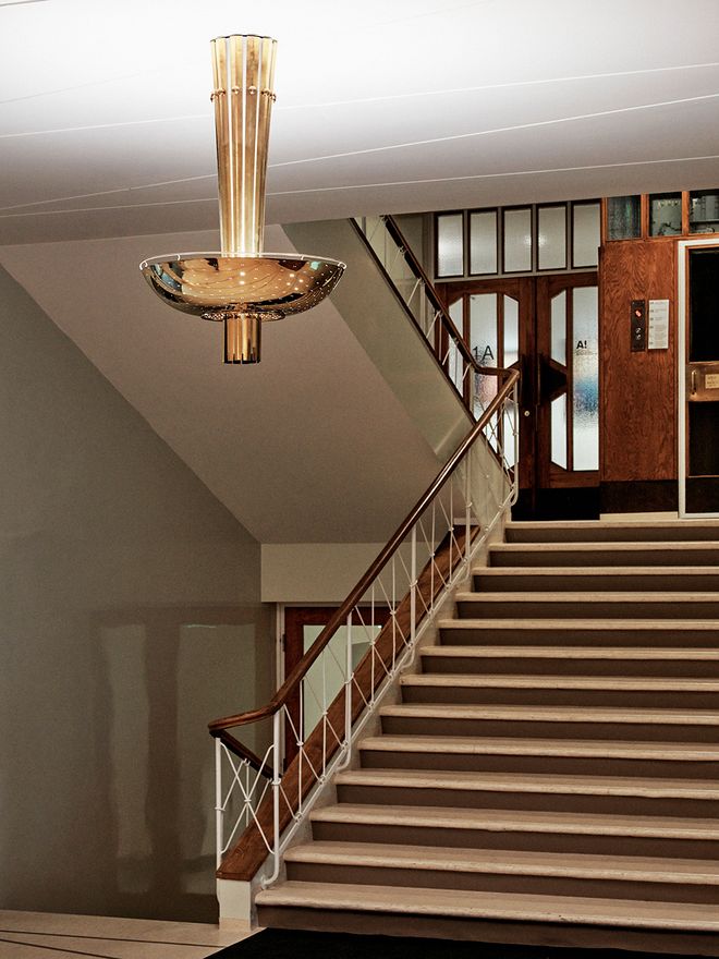 Paavo Tynell pendant at Helsinki School of Economics