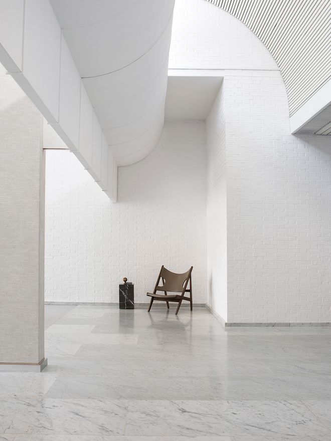 Menu Knitting Chair