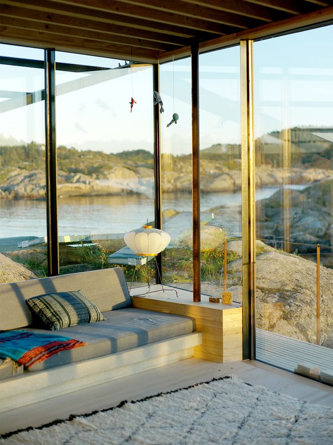 An image of Lille Arøya: living room decor