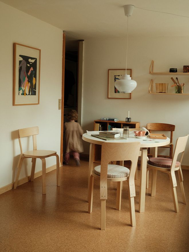 Artek Dining table with chairs