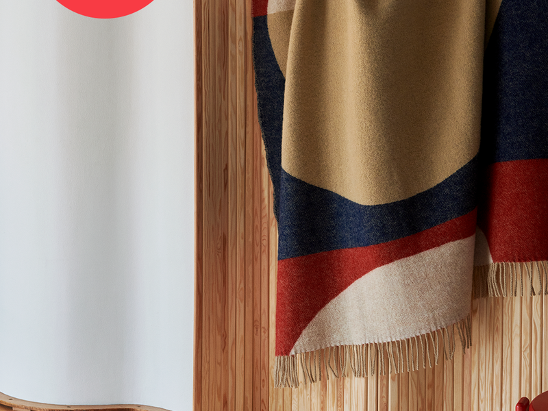 Mitä designasiantuntija paketoi pukinkonttiin? Katso 8 joululahjavinkkiä Finnish Design Shopin tiimiltä